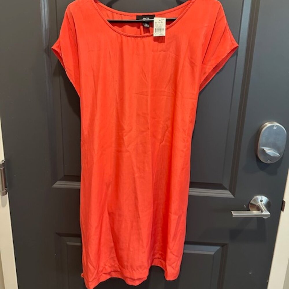 Brand New Women's BCX X-Large Salmon Dress with back tie back
